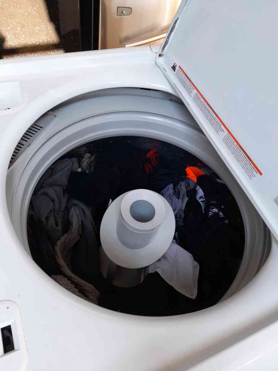 WASHER GENERAL ELECTRIC WHITE ON WHITE JUST LIKE BRAND NEW