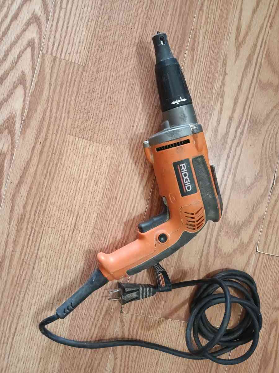 2 Ridgid drywall screw guns
