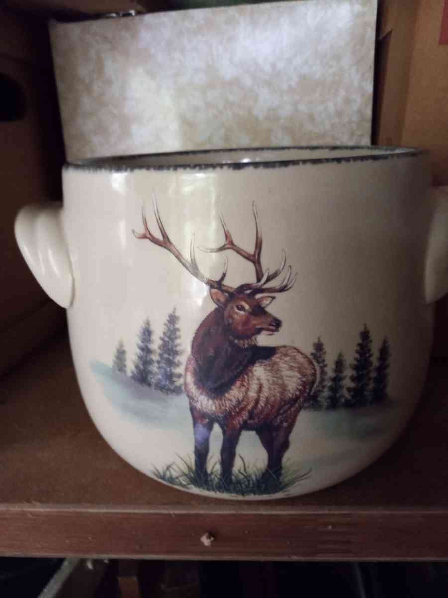 home and garden party bean pot Northwood stoneware collectio