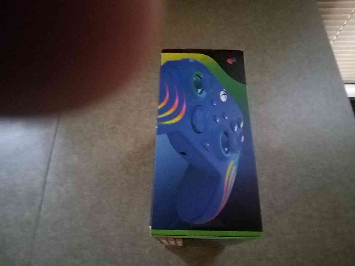 PDP COLOR CHANGING RBG LIGHTING XBOX ONE CONTROLLER