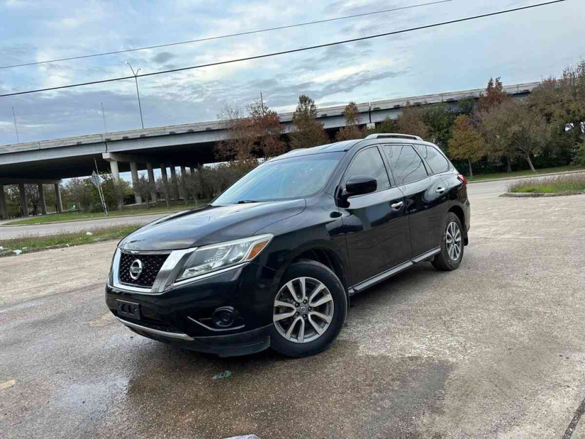 2016 Nissan pathfinder s