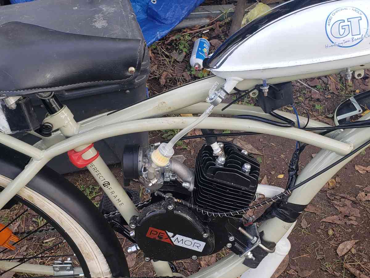 brand new Huffy 26 DeluxePK 80 Wildcat motorized bike