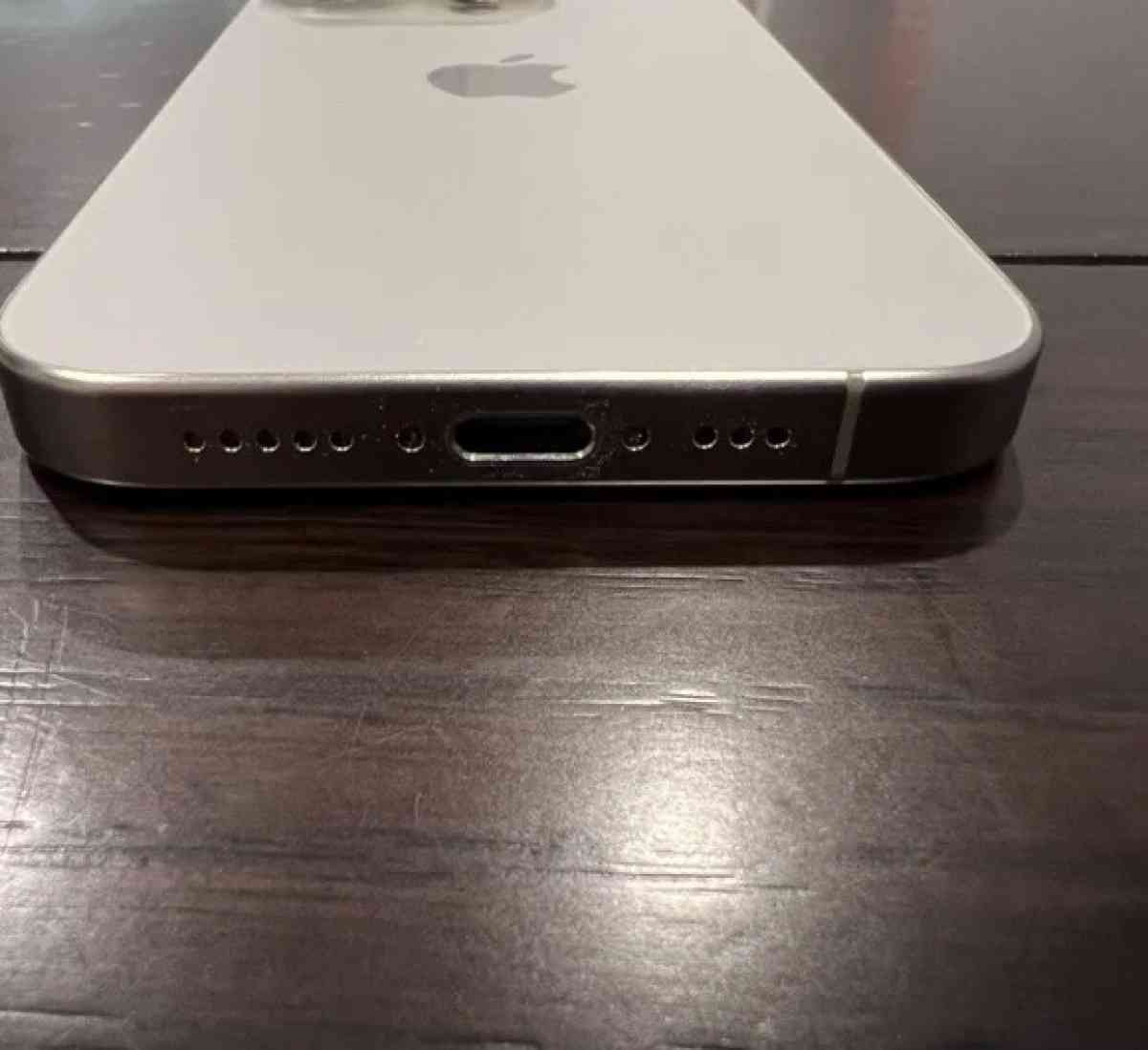 I phone 15 Titanium unlocked