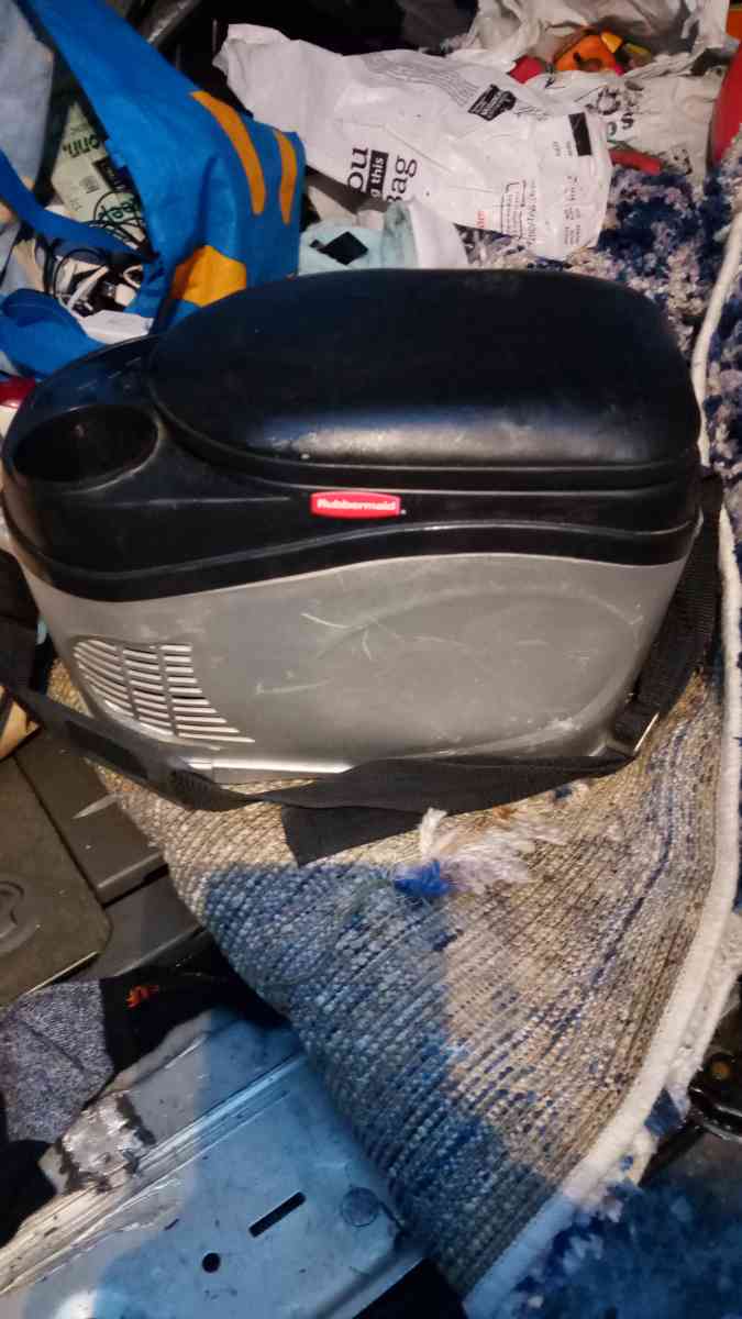 Coleman hotcold cooler