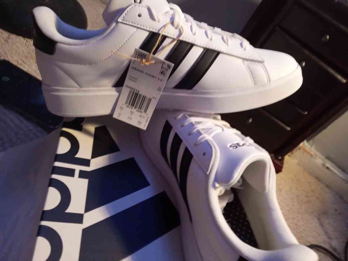 brand new Adidas size 10