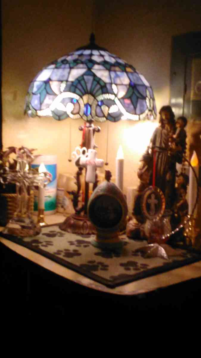 Tiffany lamp