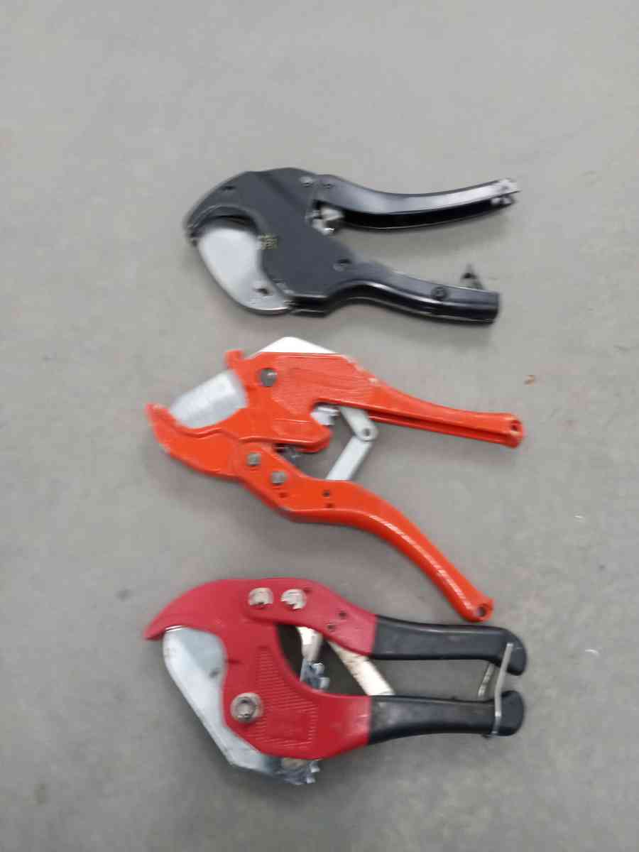 lot of 3 ratcheting Husky Orbit Merry falls