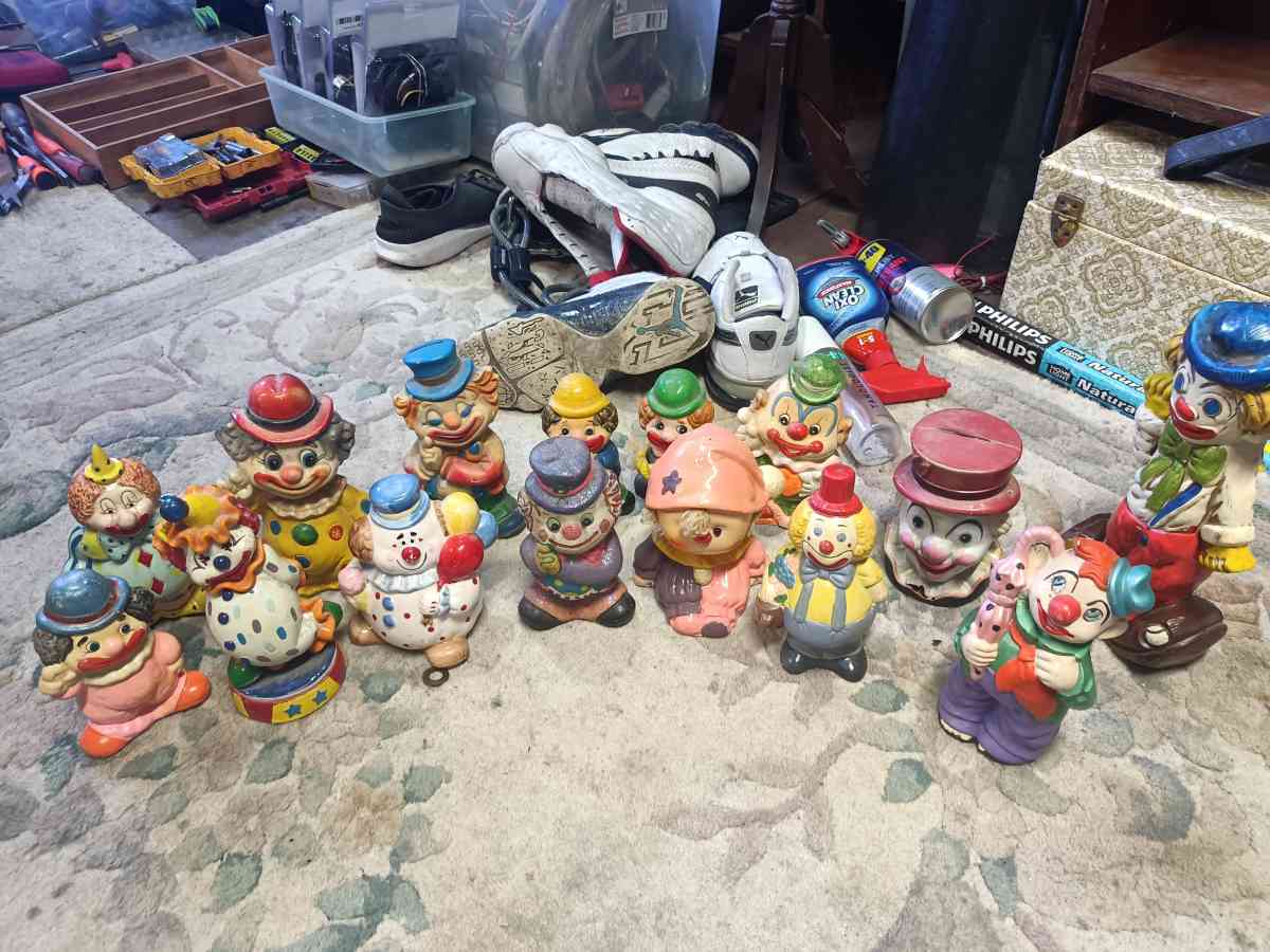 vintage porcelain clowns