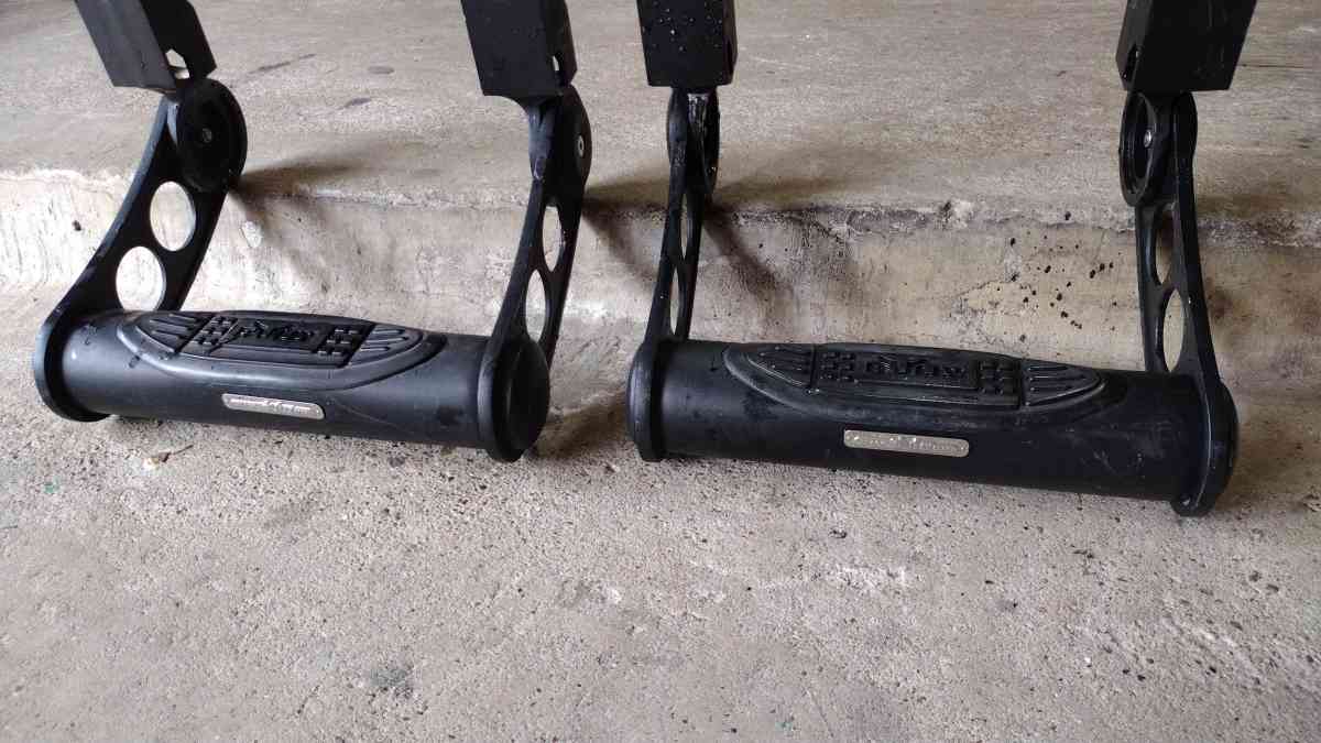 BULLY STEPS Pair 2 universal fit fully adjustable