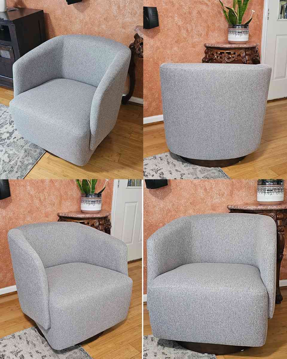 MINCETA Swivel Chair Local Pick up Only