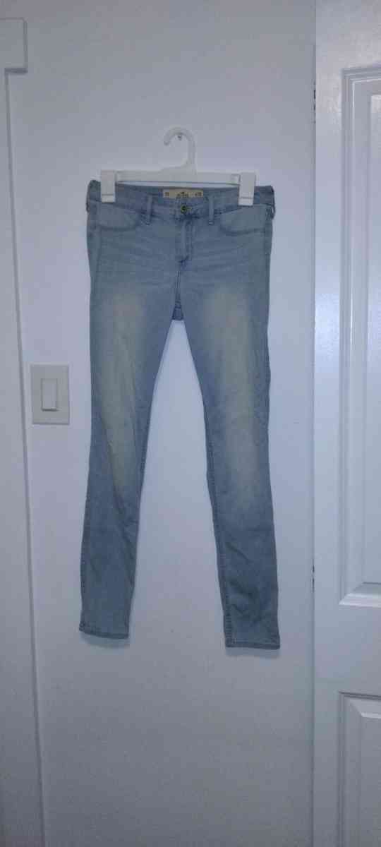 Hollister Light Wash Jean Jeggings