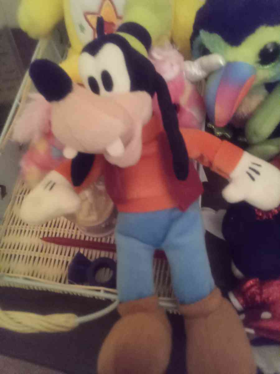 Stuffed goofy