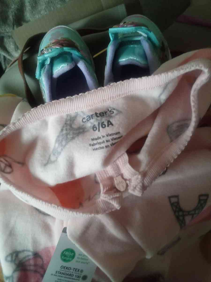 Girls footie pajamas