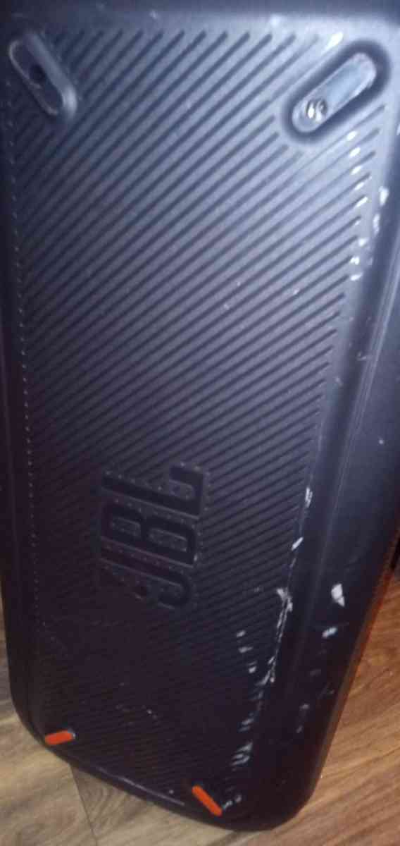 Jbl Bluetooth  subwoofer speaker