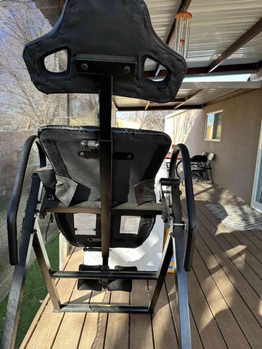 Exercise inversion table