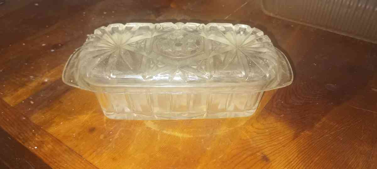 Pyrex bowls and other Pyrex baking dish