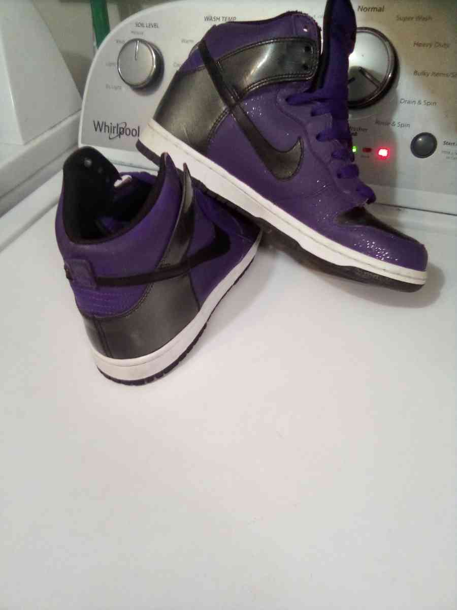 womens Nike dunk high retro