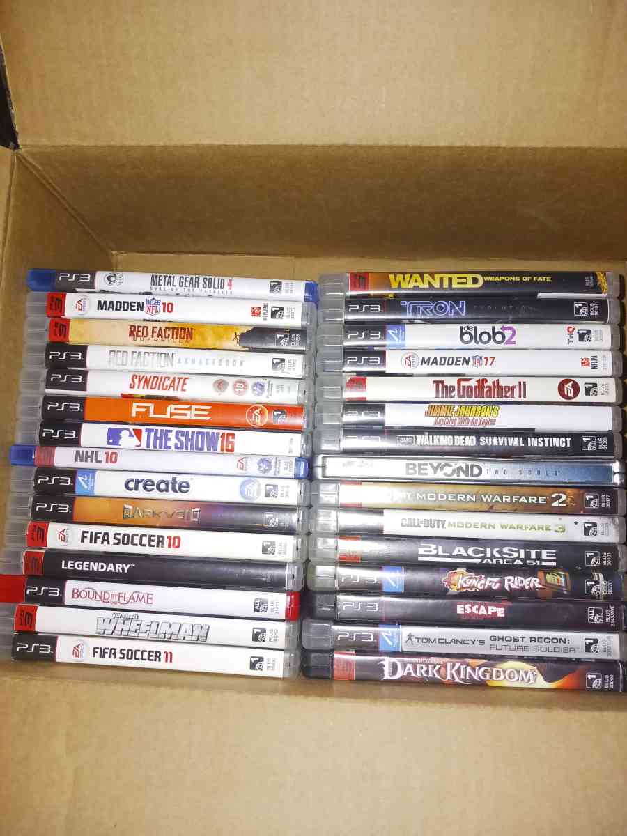 Ps3 slim console and 30 games