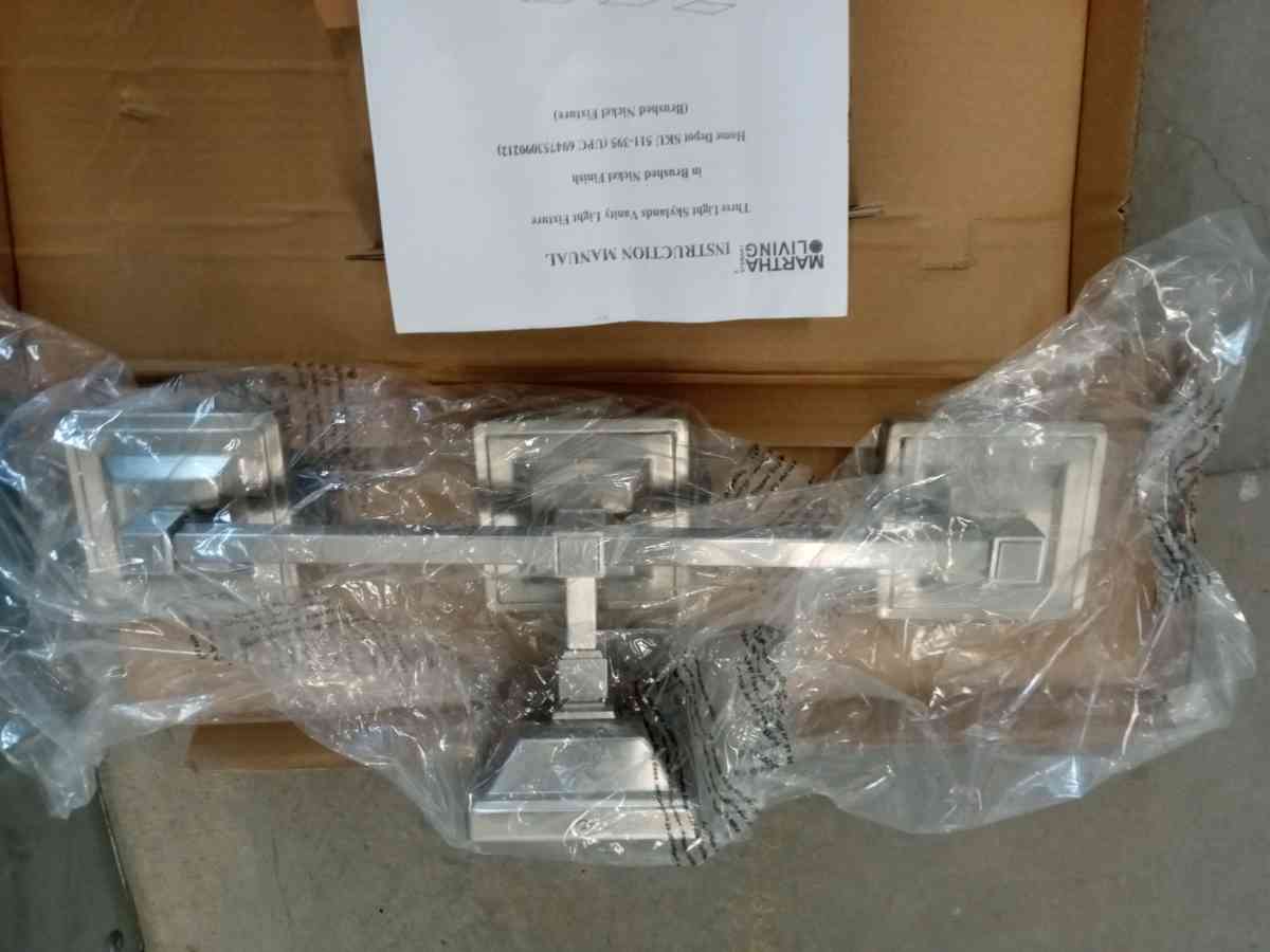 three light spotlight new