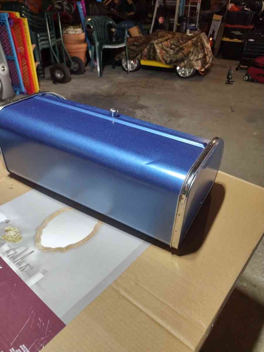 Vintage refurbished bread box