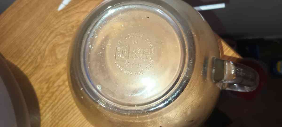 Pyrex bowls and other Pyrex baking dish