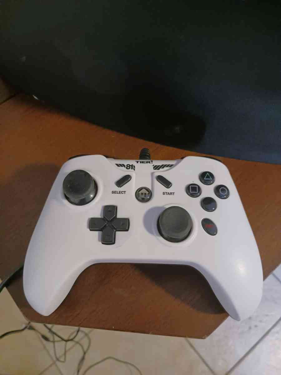 Ps3 slim console and 30 games