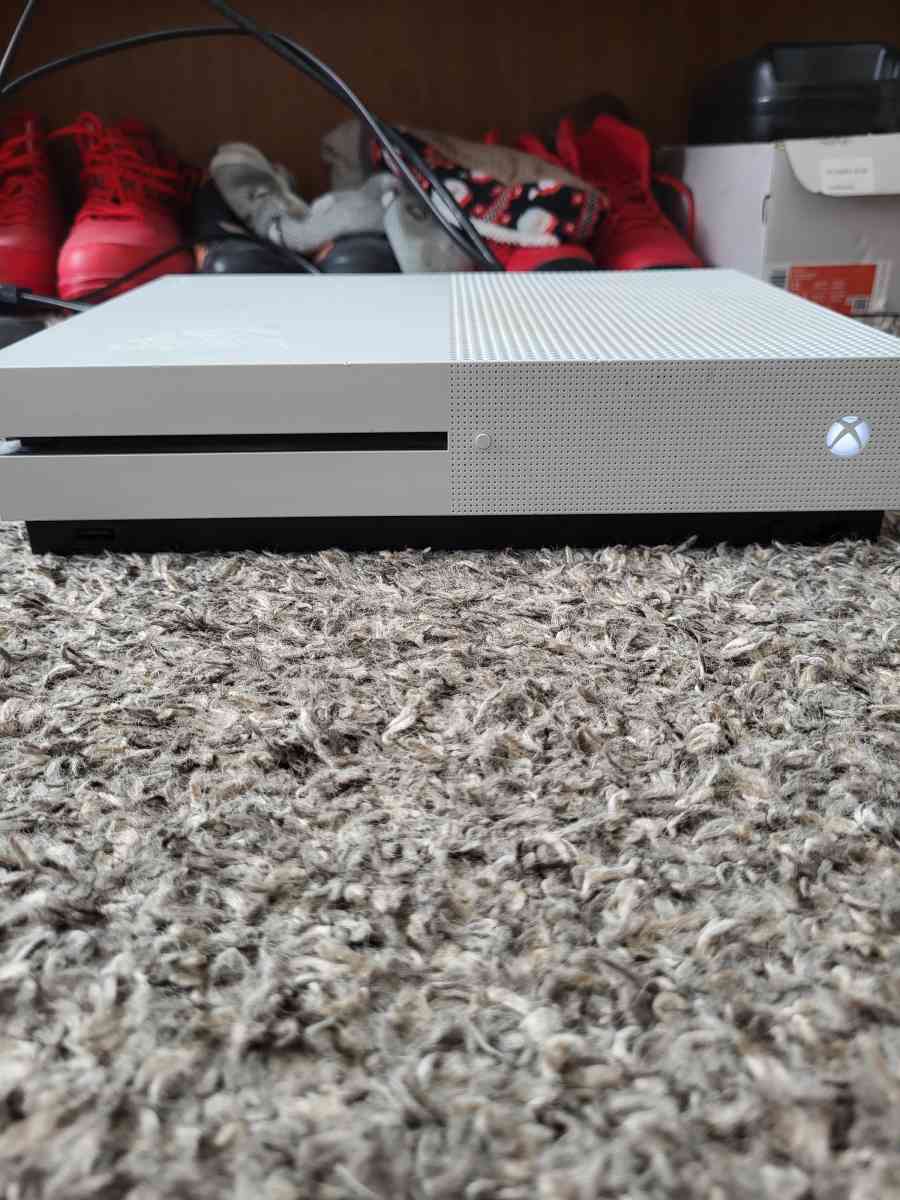 Xbox One S