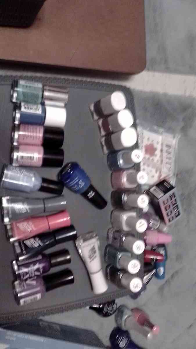 Nail Polish brand new and nail art estimated about 40 bottle