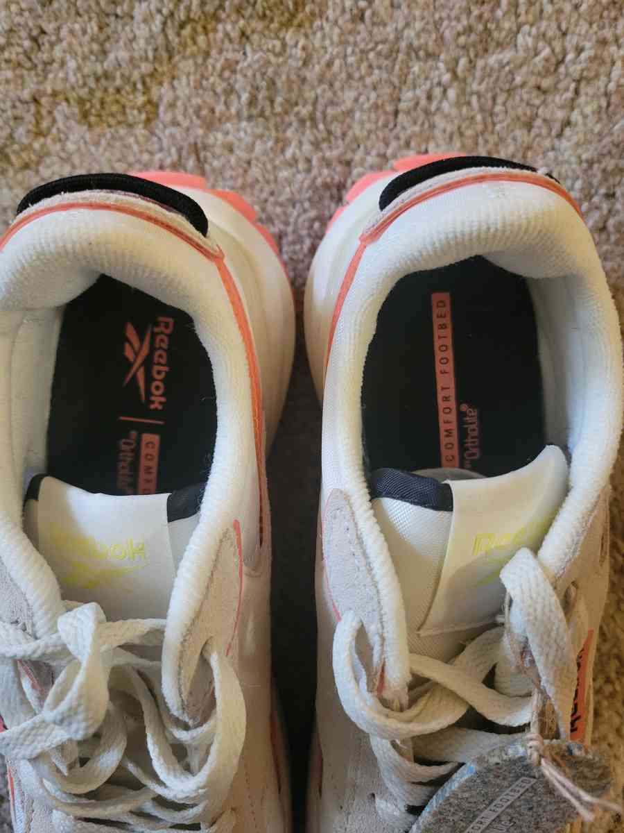 Rebook womens  running shoes