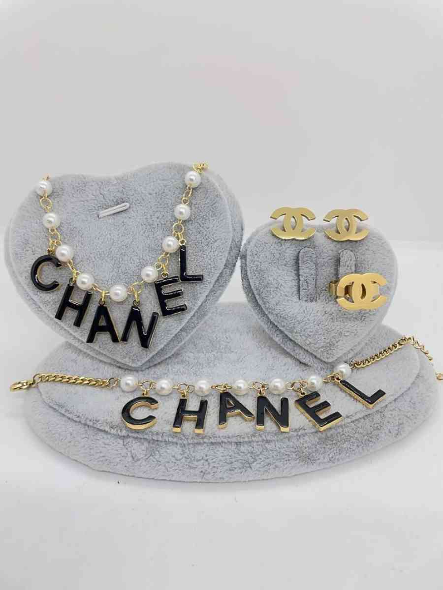 gold layered stainless steel