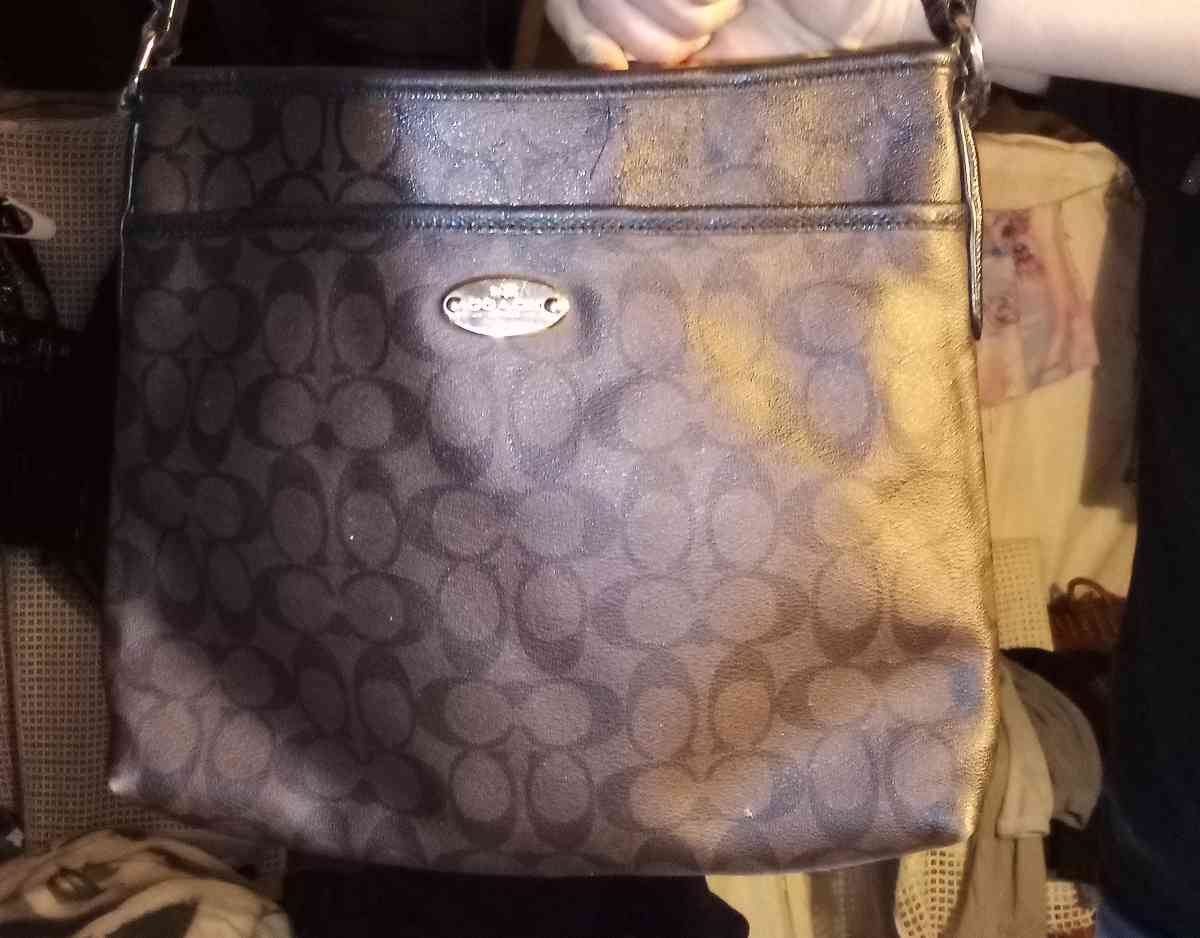 authentic Coach crossbody purse