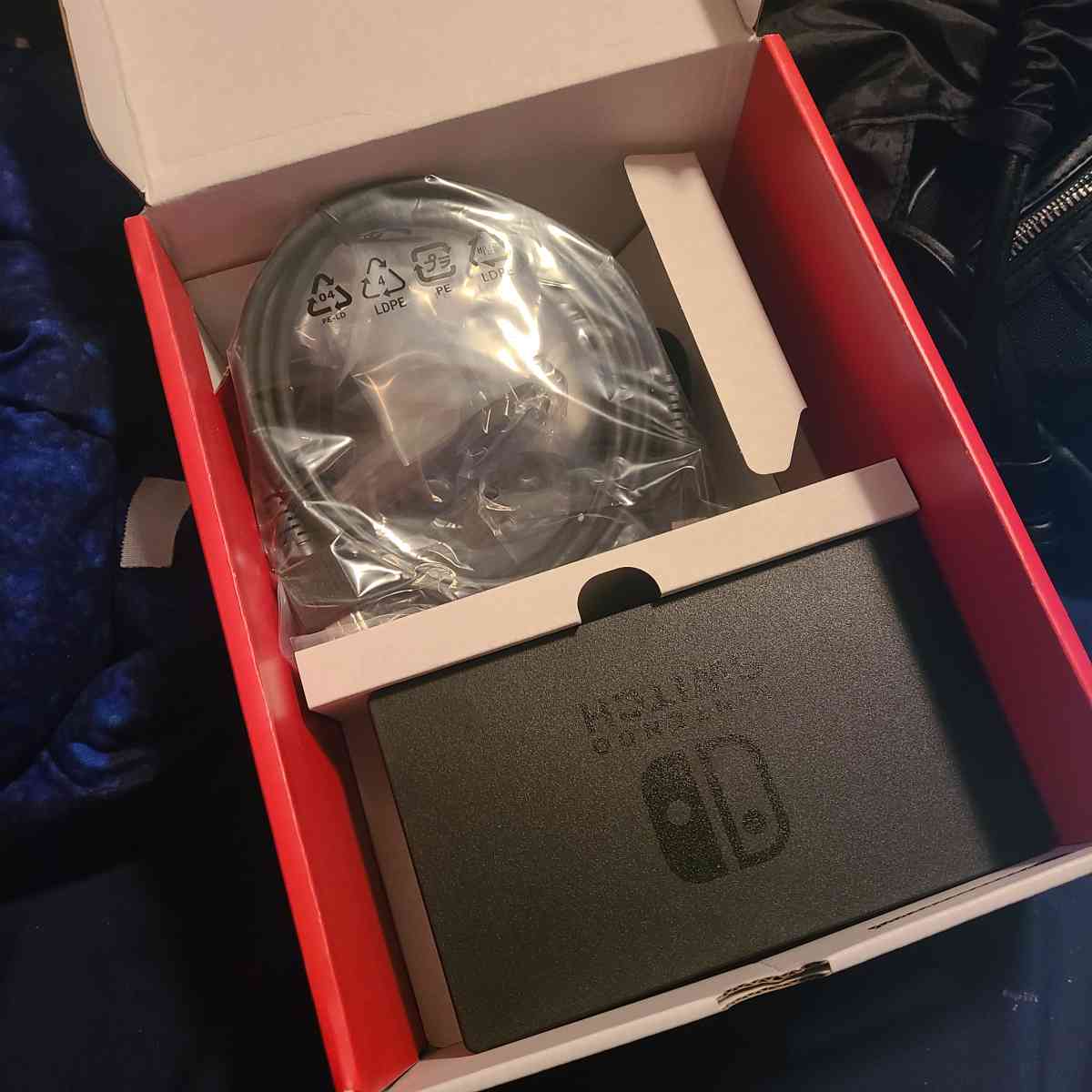 nintendo switch bundle AVAILABLE FOR PICKUP AND UPFRONT CASH