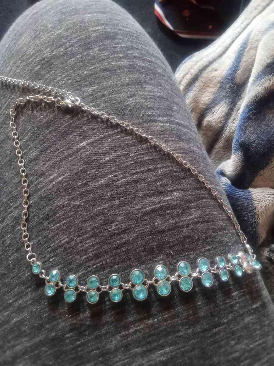 womes necklace