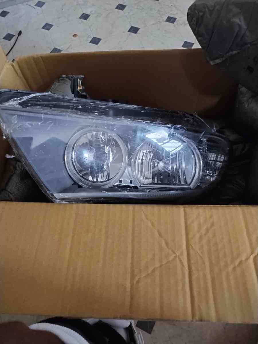 2011 BMW right side headlight