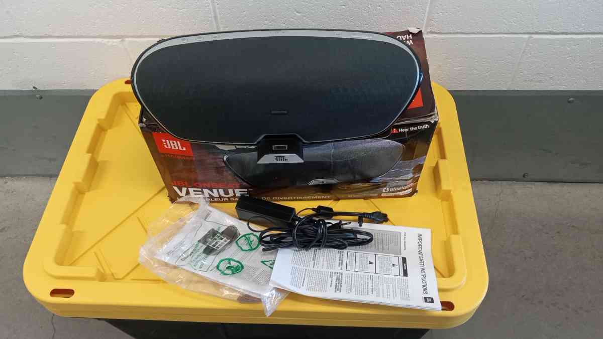 the JBL speaker Bluetooth model venue new