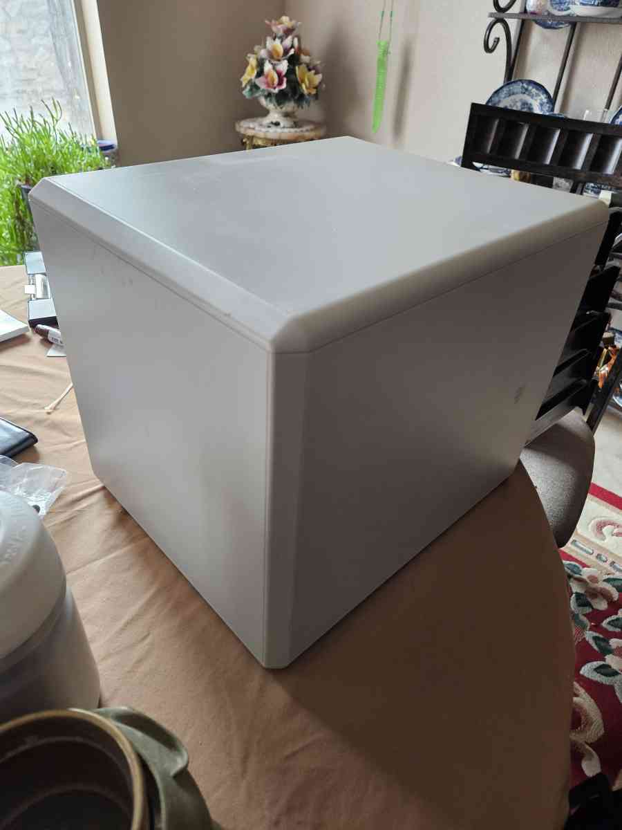 small over desk organizer