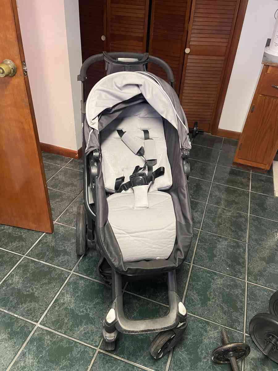4 Moms moxi stroller