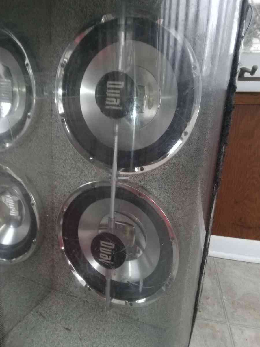 12 s and 1500 w power acoustik amp