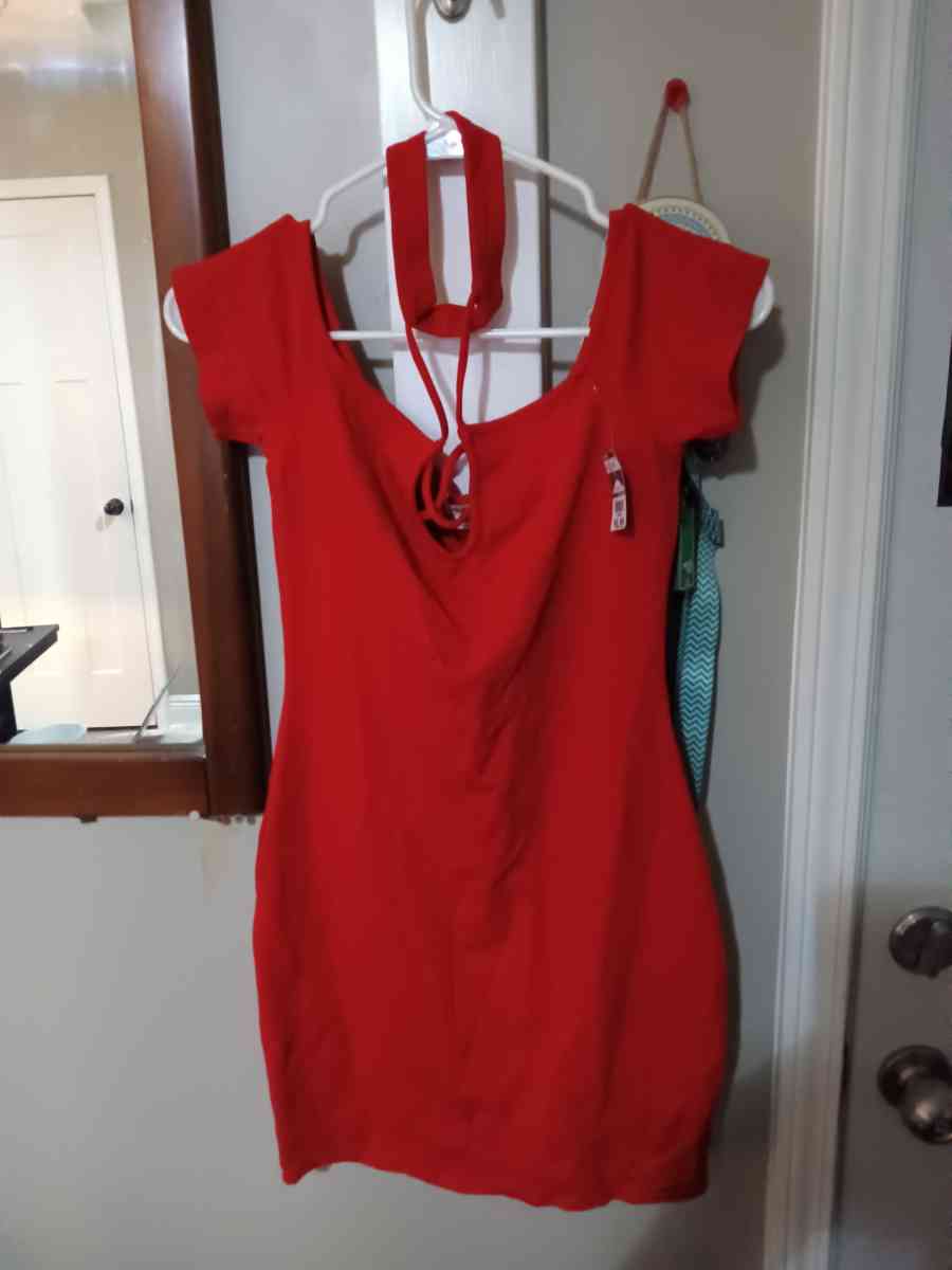 Dress red
