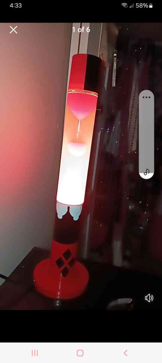 Harley Quinn lava lamp