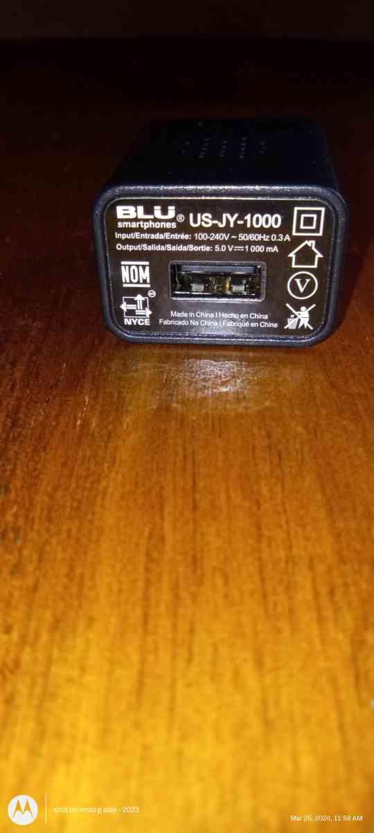 Blu Brand G33 Cellphone