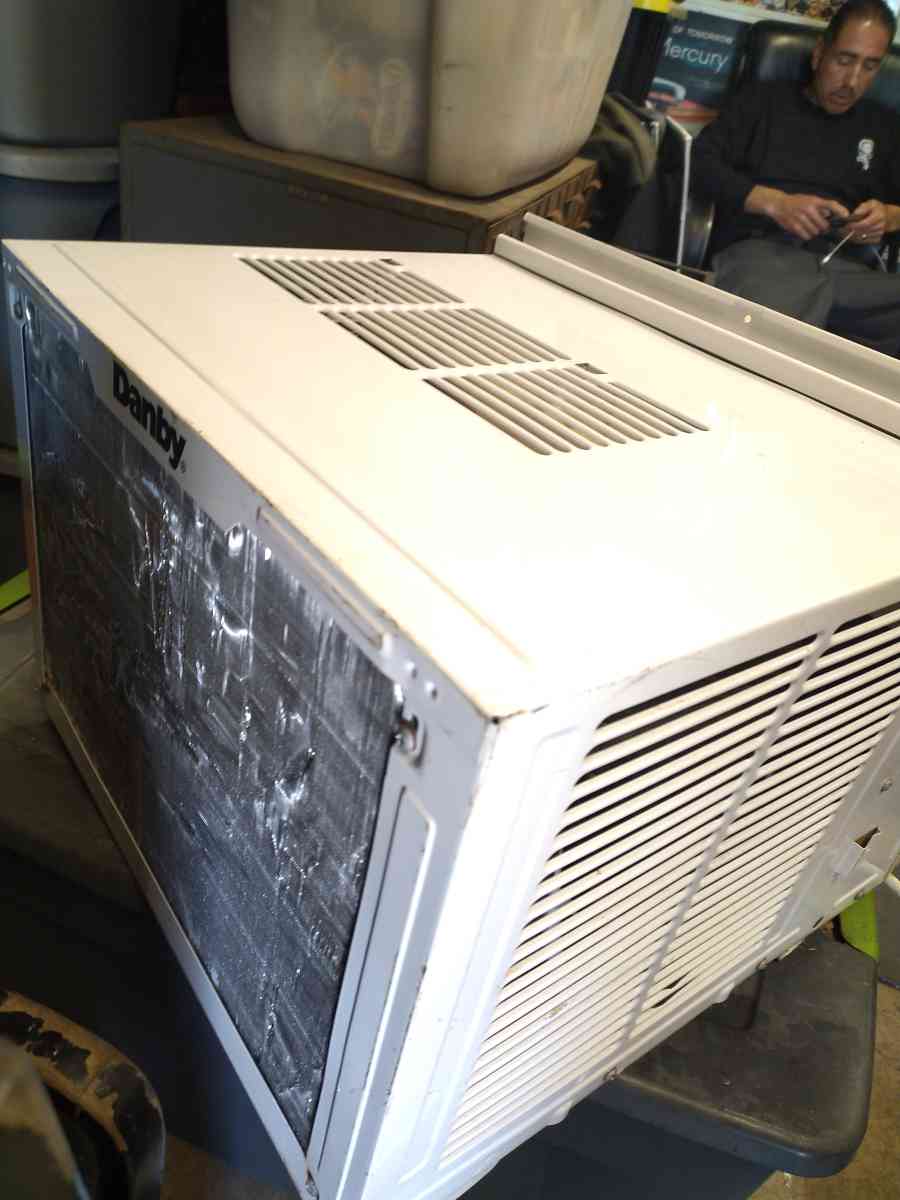 DANBY AC Unit