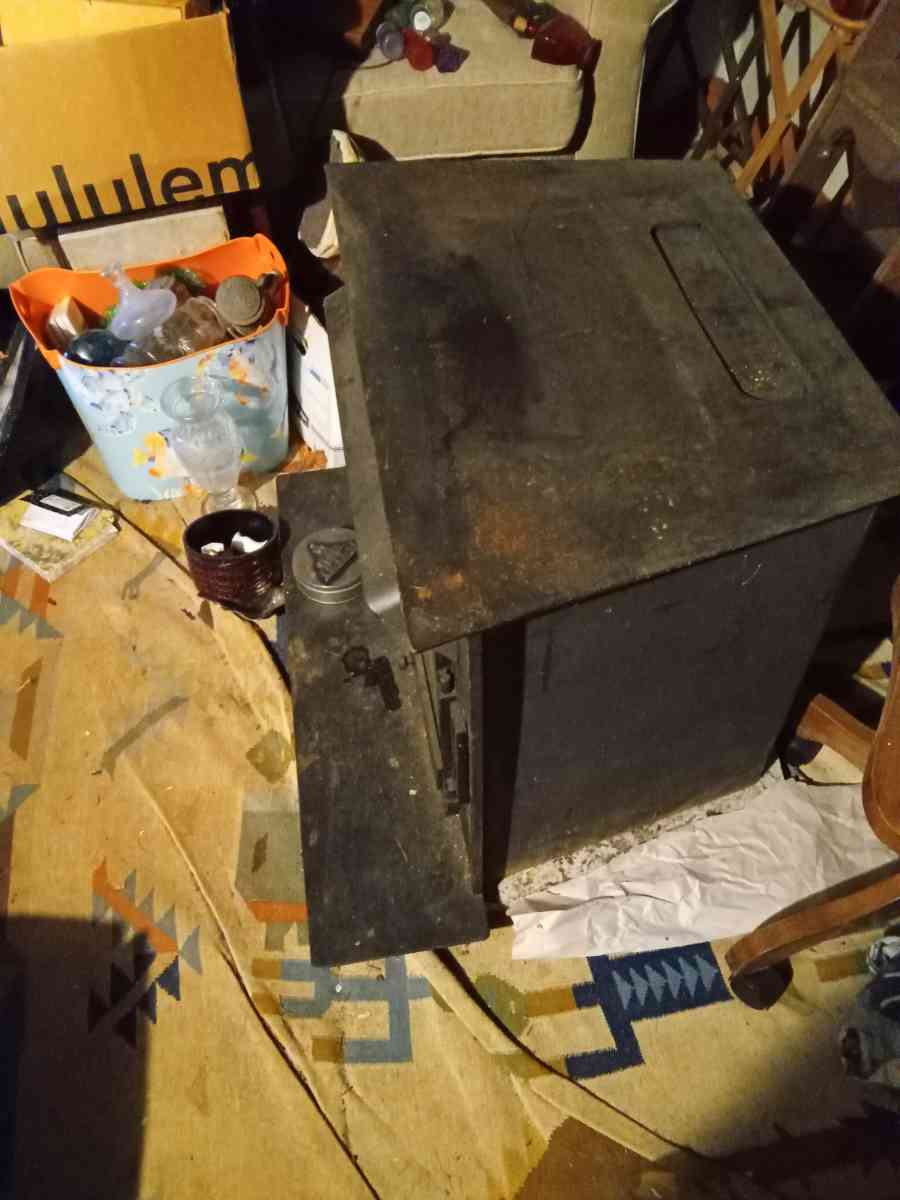 vintage Appalachian wood heater stove use very little