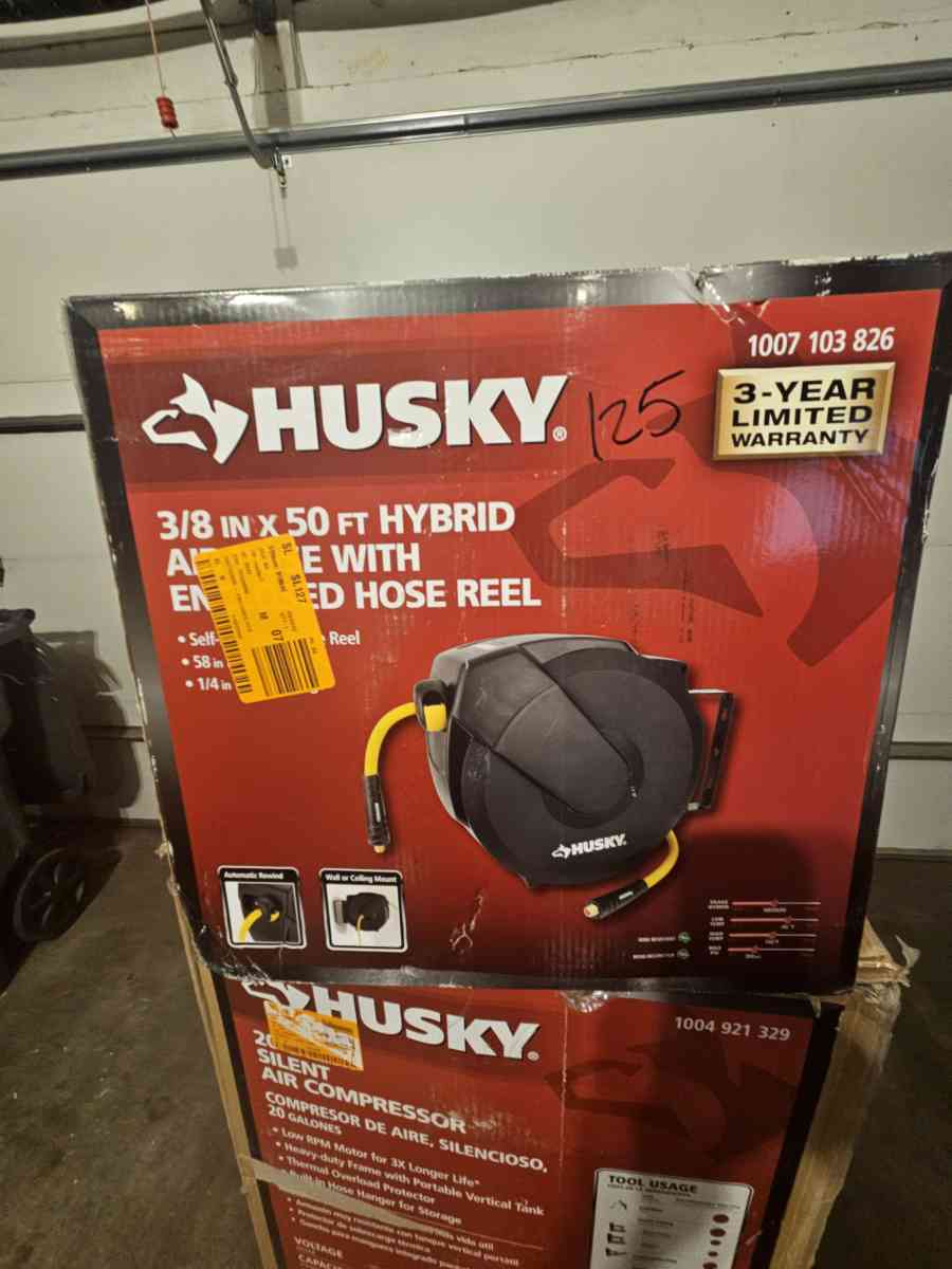 brandnew Husky air hose and reel