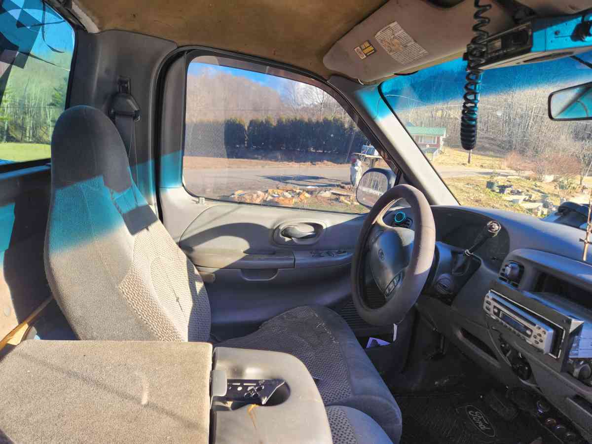 1999 ford f150 triton v8
