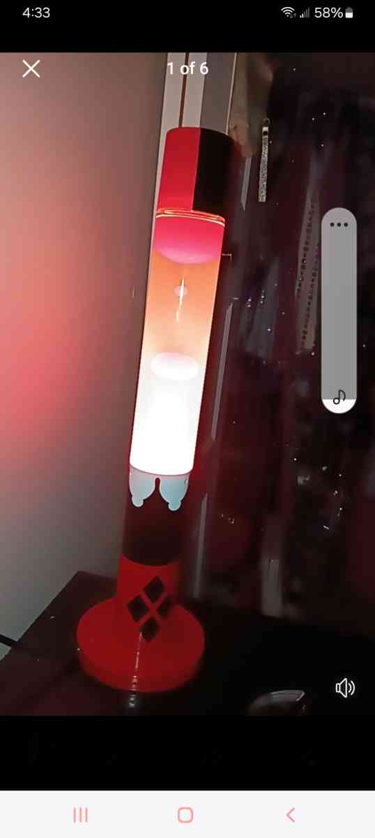 Harley Quinn lava lamp