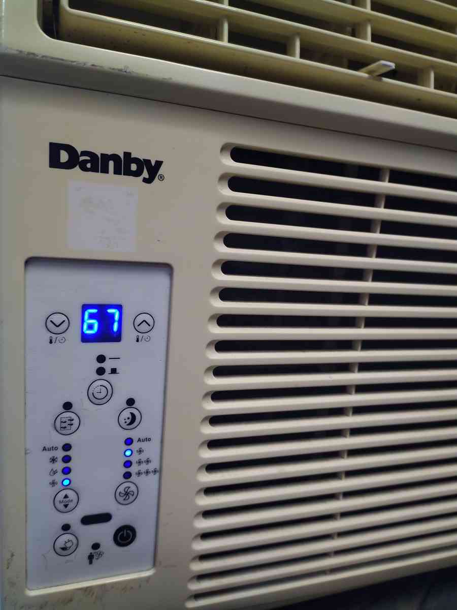 DANBY AC Unit