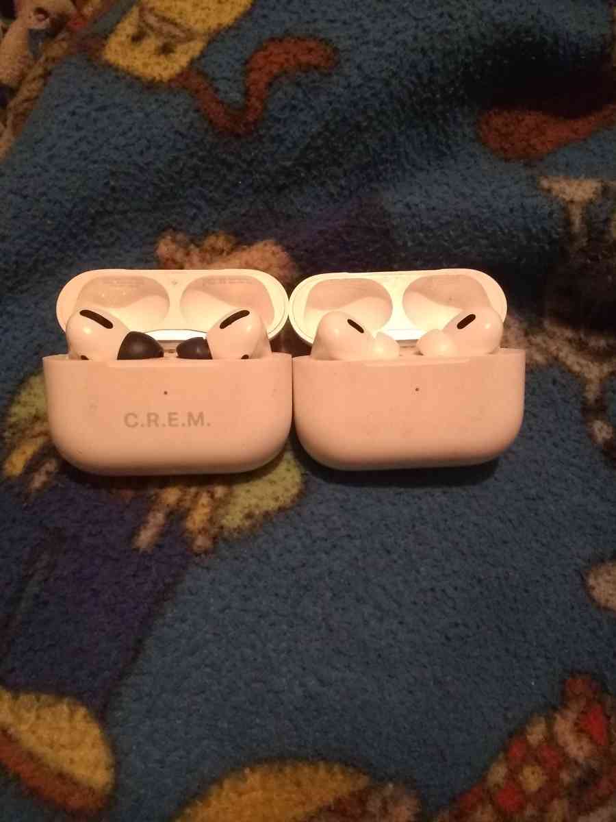 2 Airpod pros gen 2
