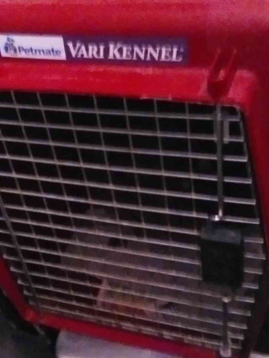 dresser and recliner 4 cherry wood dining chairs