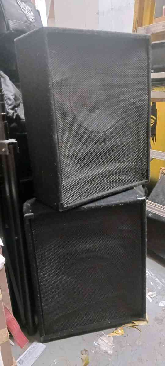 Peavey Speakers